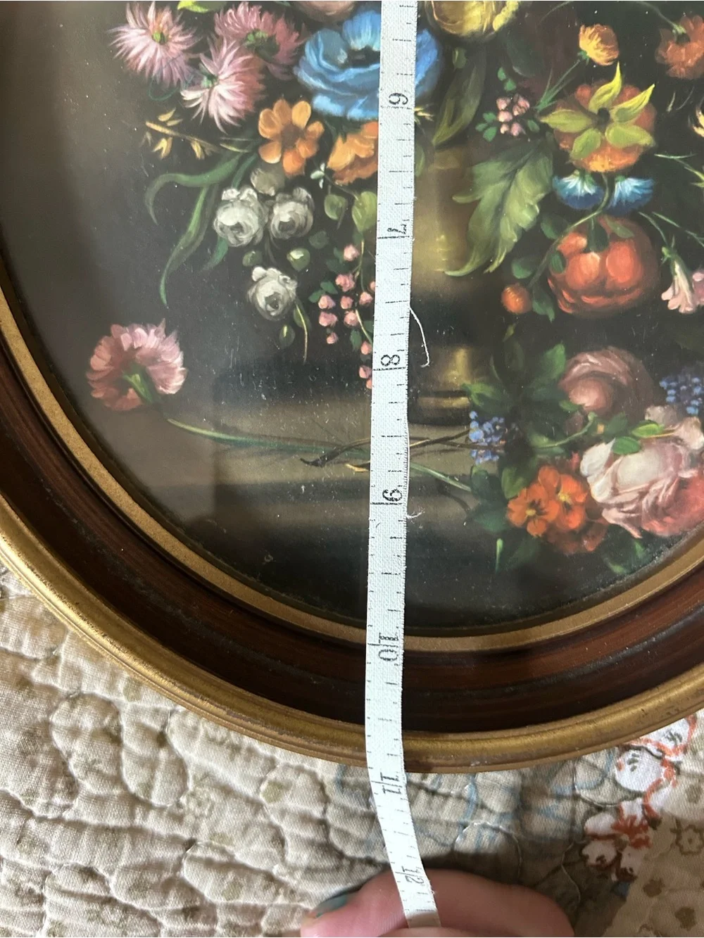 Vintage Oval Floral Wall Art in Brown and Gold Frame